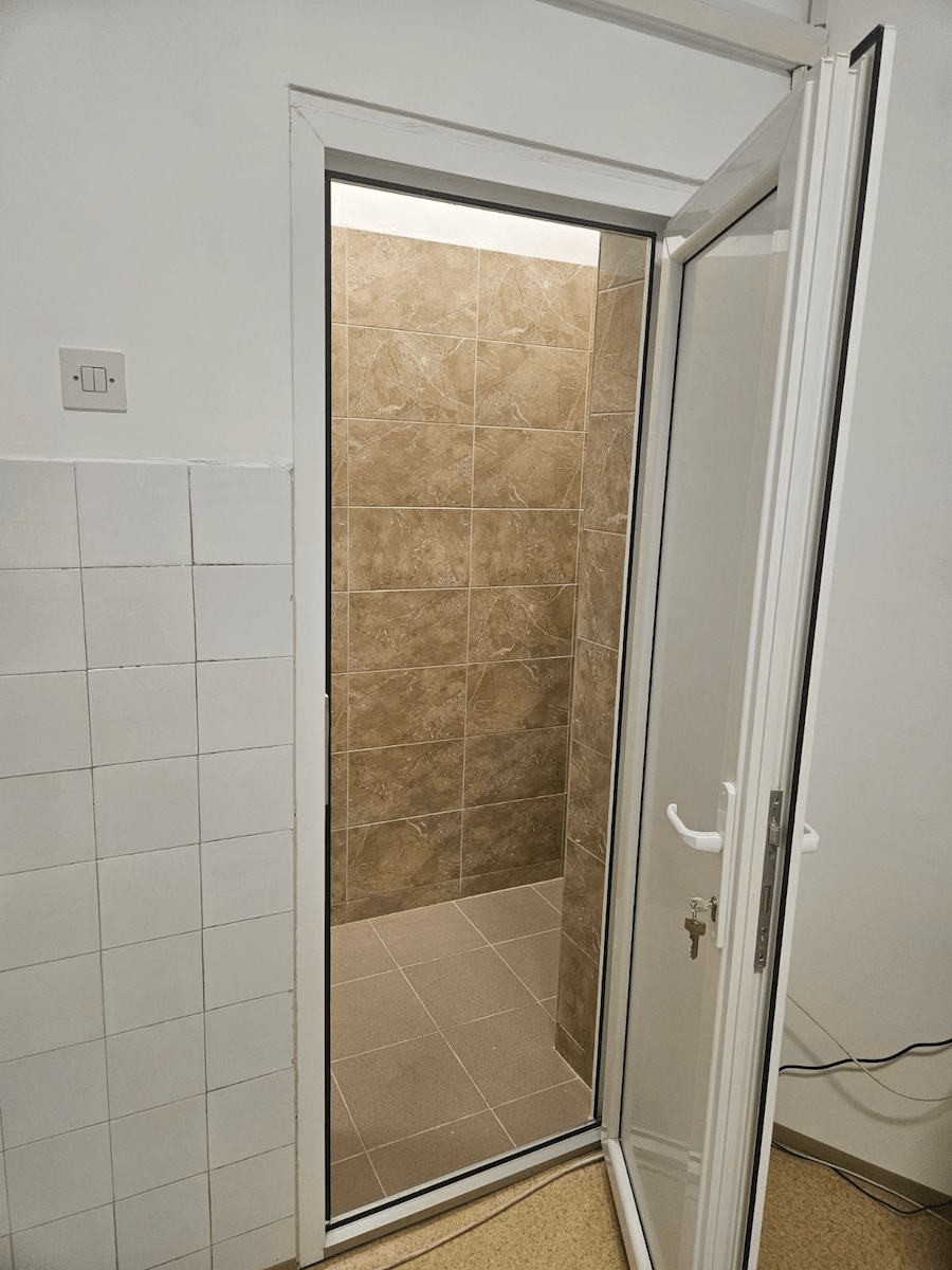 File Dec 15 2024, 17 52 06-min